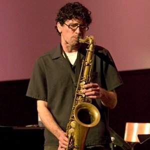 Stephen Gauci Trio 的头像