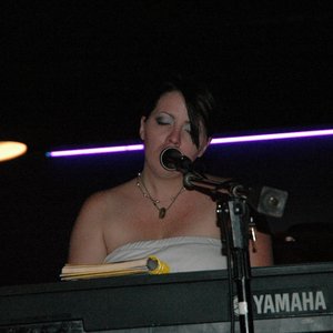 “2010-08-14 Live @ River City”的封面