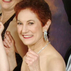 Amy Dondy 的头像