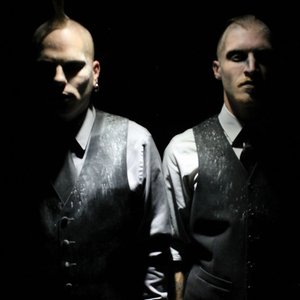 “Vnv nation”的封面