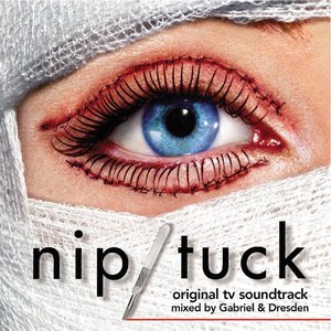 “Nip/Tuck”的封面