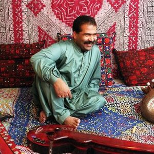 “Abdulrahman Surizehi”的封面