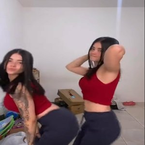 E PIRU NAS MENINAS VS DESCE TALARICA TIK TOK