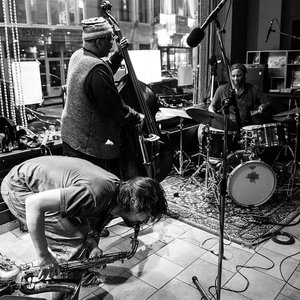 John Dikeman, Hamid Drake, William Parker 的头像