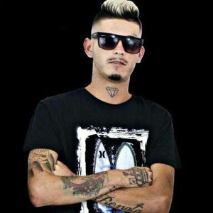 MC FLESHINHO 的头像
