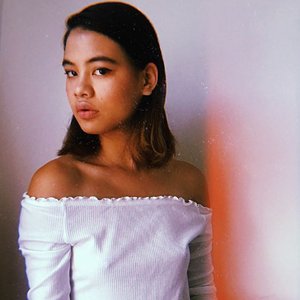 Dolly Ave 的头像