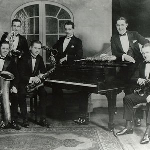 Columbia Saxaphone Sextette 的头像