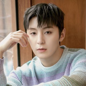 Y (GOLDEN CHILD) 的头像