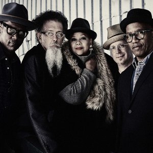 Walter Parks & The Unlawful Assembly 的头像