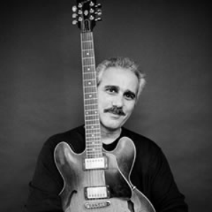 Steve Khan photo provided by Last.fm