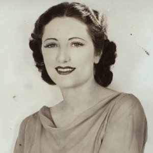 Zora Layman 的头像
