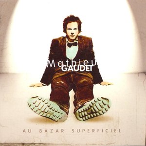 Au bazar superficiel