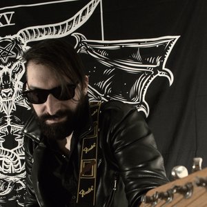 Jay Poisön and the Bat People 的头像