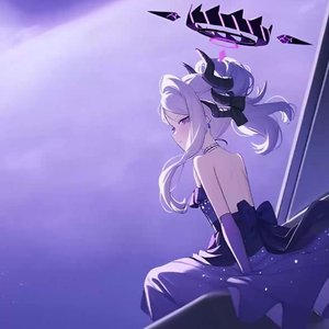 〜．｡○✩ 𝕙𝕚𝕟𝕒 ✩○。．〜 的头像