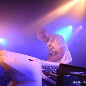 Dubfreq 的头像