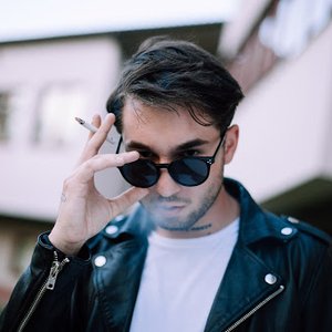 Skinny Barber 的头像