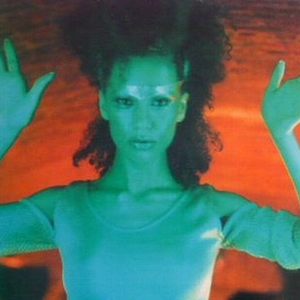 Niki Niki photo provided by Last.fm