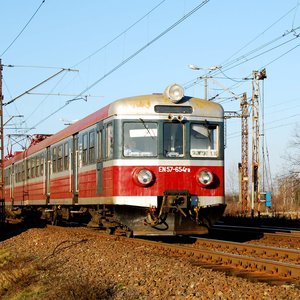 'Elektryczny Zespół Trakcyjny'の画像