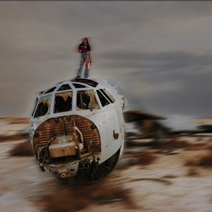Heavens a mile away - Single