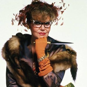 Eileen Brennan 的头像