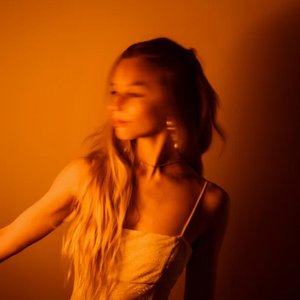 Dust - Single
