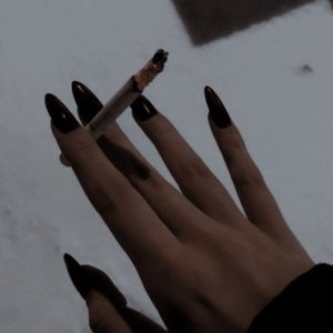Cigarette Daydreams 的头像
