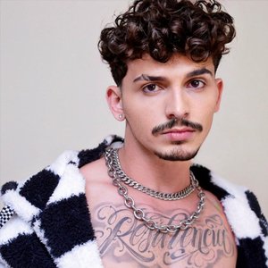Julio Ruschel 的头像