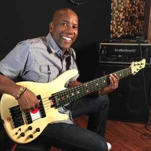 Nathan East için avatar