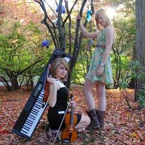 Avatar for Taylor Davis & Lara de Wit
