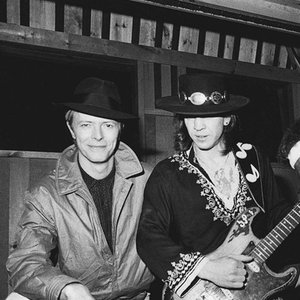 Avatar för David Bowie & Stevie Ray Vaughan