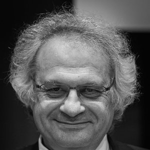 Amin Maalouf 的头像