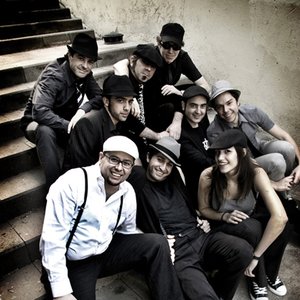 The Blaxound Family 的头像