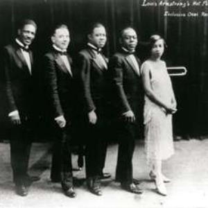 Louis Armstrong and His Hot Five photo provided by Last.fm