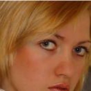 LIUDMILA  ELLERON 的头像
