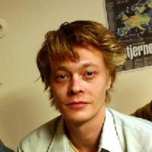 Kristoffer Joner 的头像