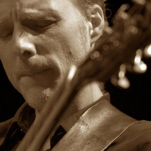 Brad Shepik photo provided by Last.fm