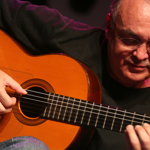 Juarez Moreira photo provided by Last.fm