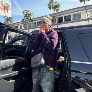 sixbill 的头像