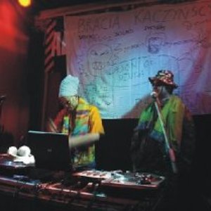 “Bracia Kaczyńscy Satanic Sound System”的封面