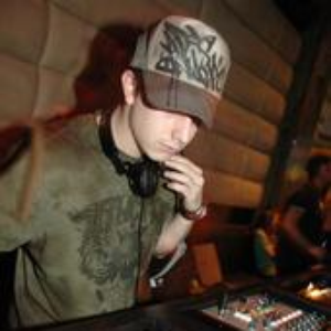 Aaron Perez photo provided by Last.fm