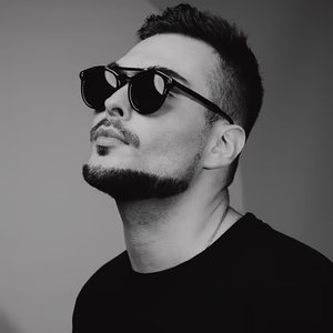 VArash 的头像