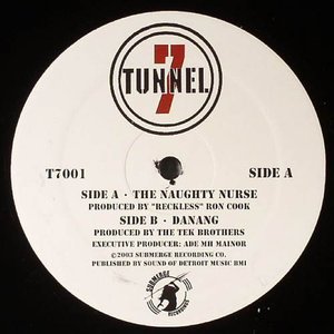 The Naughty Nurse / Danang