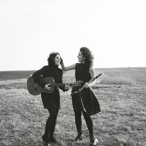 Golfam Khayam & Mona Matbou Riahi 的头像