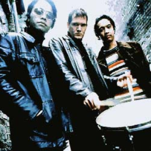 Fold Zandura photo provided by Last.fm