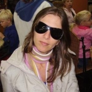 Vika Barcellos 的头像