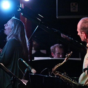 Brigitte Beraha & John Turville 的头像