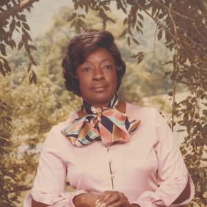 Lucille Smith 的头像