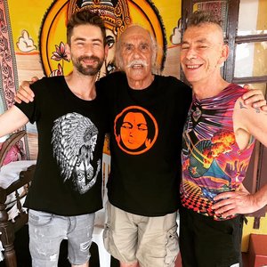 Mad Tribe & Raja Ram 的头像