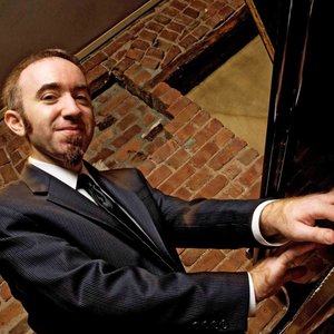Michael Gallant Trio 的头像