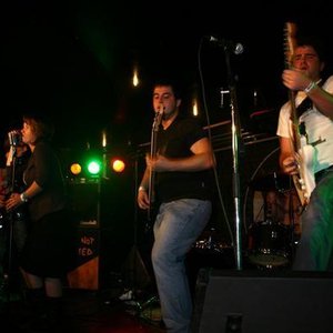 Give Buzze 的头像